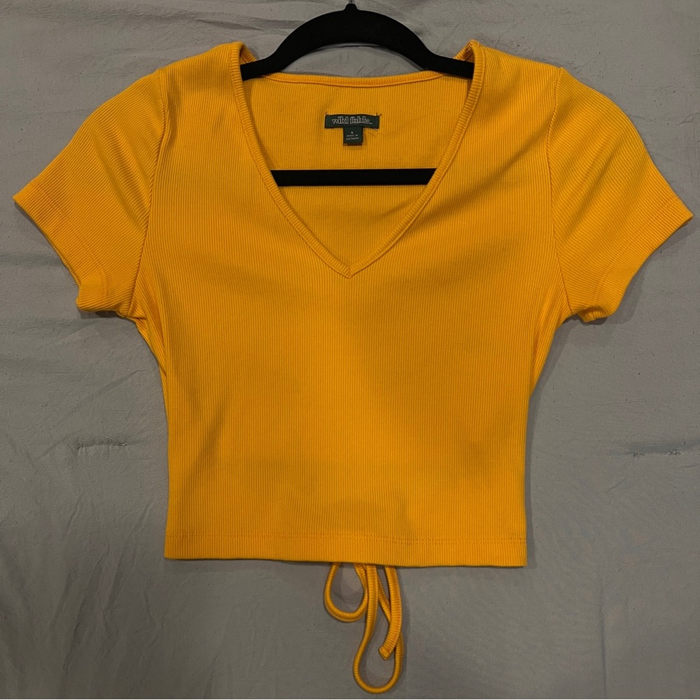 Wild Fable Top with Keyhole Back